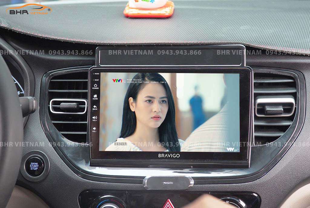 Giải trí Youtube, xem phim sống động trên màn hình DVD Android Bravigo Pro 2 Hyundai Accent 2021 - nay
