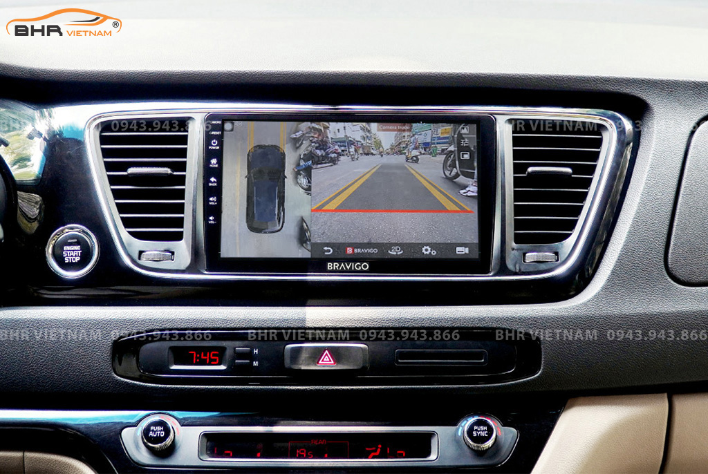 Hình ảnh quan sát camera trước màn hình DVD Bravigo Ultimate Kia Sedona 2015 - nay