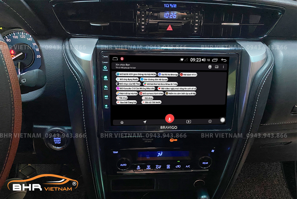 Điều khiển bằng giọng nói thông minh DVD Android Bravigo Ultimate Toyota Fortuner 2017 - nay