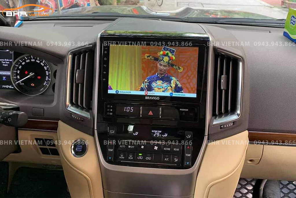Giải trí Youtube, xem phim sống động trên màn hình DVD Android Bravigo Ultimate Toyota Land Cruiser 2016 - 2020