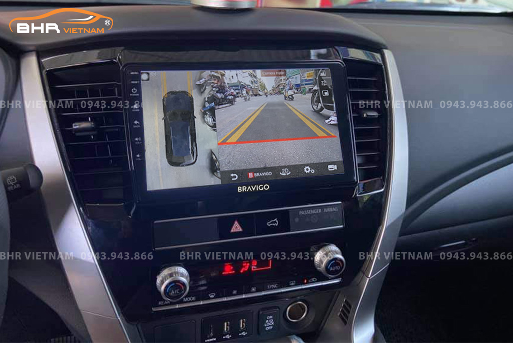 Hình ảnh quan sát camera trước màn hình DVD Bravigo Ultimate Mitsubishi Pajero Sport 2018 - nay