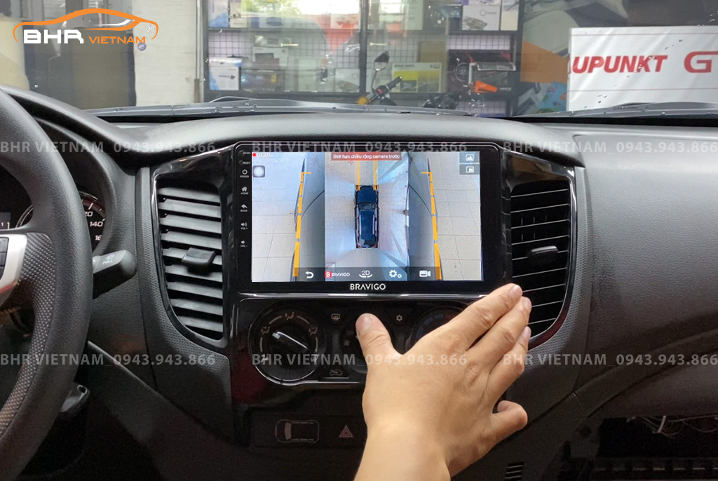 Hình ảnh quan sát 2 bên gương trên màn hình DVD Bravigo Ultimate Mitsubishi Triton 2020 - nay