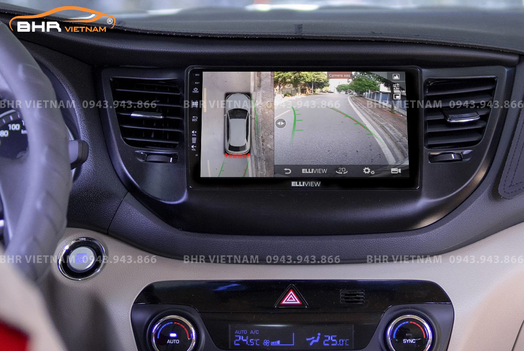 Hình ảnh quan sát từ camera sau Elliview S4 Deluxe Hyundai Tucson 2015 - 2018