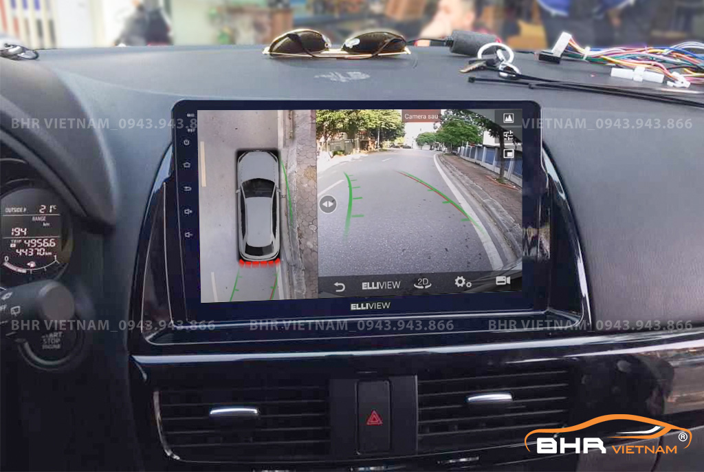 Hình ảnh quan sát từ camera sau Elliview S4 Deluxe Mazda CX5 2013 - 2016
