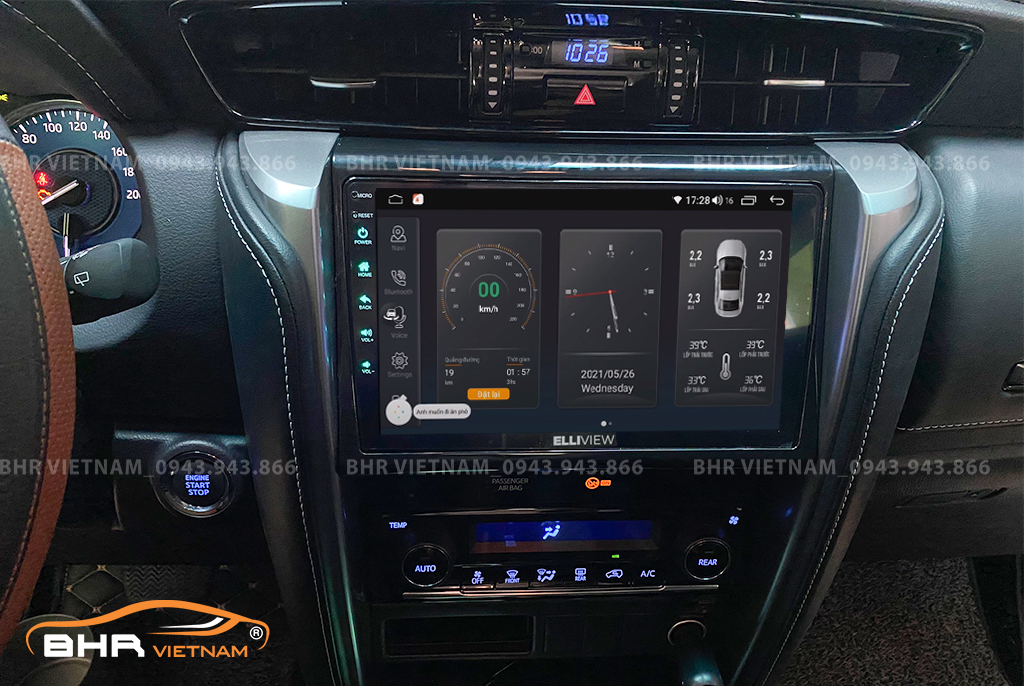 Điều khiển bằng giọng nói thông minh màn hình Elliview S4 Deluxe Toyota Fortuner 2017 - nay