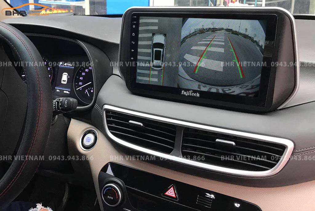 Hình ảnh quan sát từ camera sau trên màn hình DVD Fujitech 360 Hyundai Tucson 2019 - nay