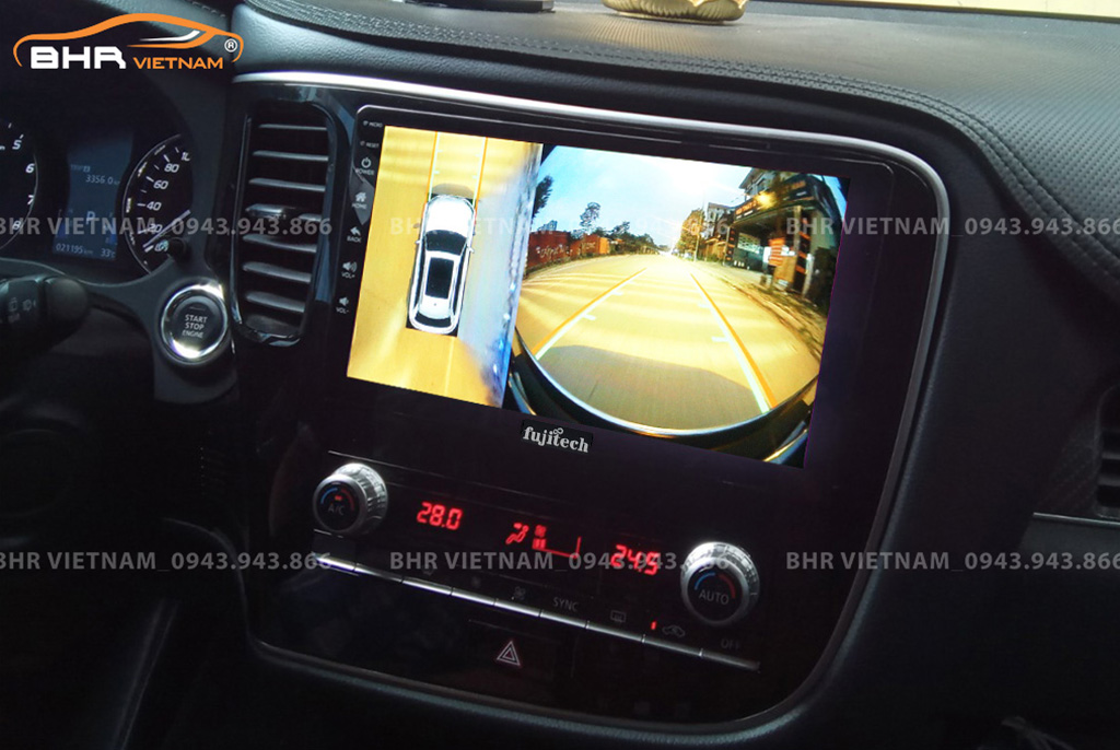 Hình ảnh quan sát camera trước màn hình DVD Fujitech 360 Mitsubishi Outlander 2020 - nay