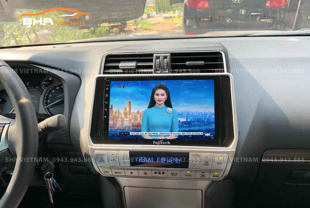 Giải trí trên màn hình DVD Fujitech 360 Toyota Land Cruiser Prado 2017 - nay