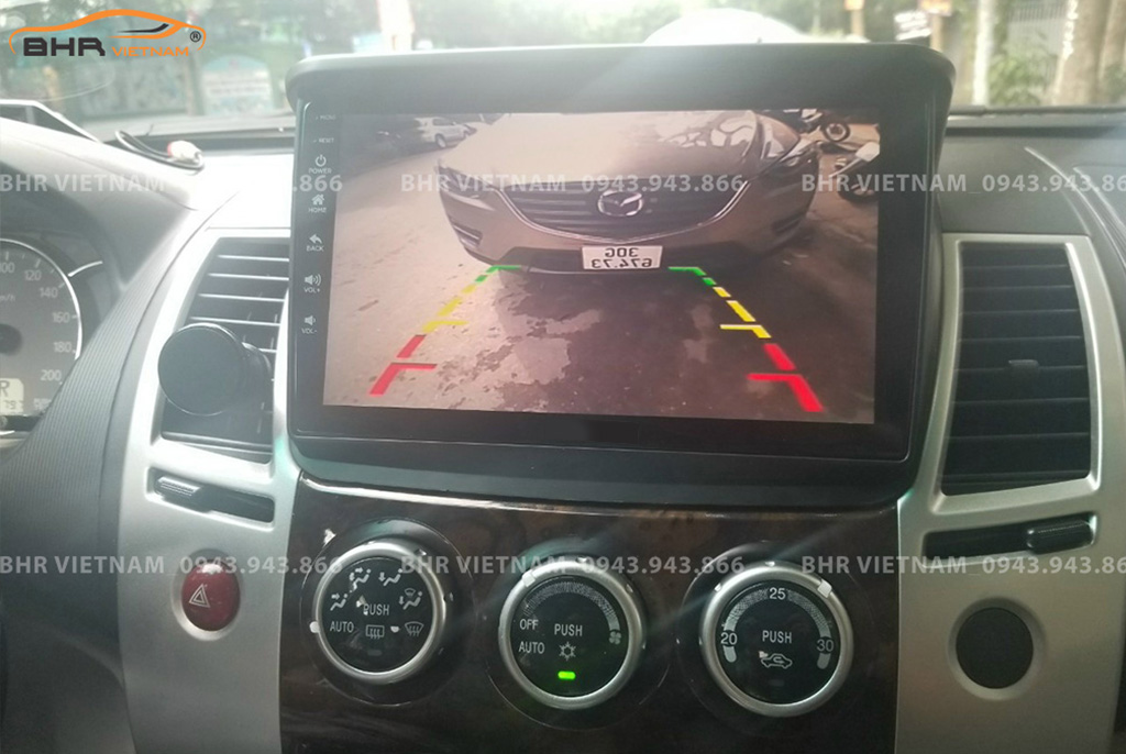 Màn hình DVD Vitech Mitsubishi Pajero Sport 2011 - 2017 tích hợp camera lùi