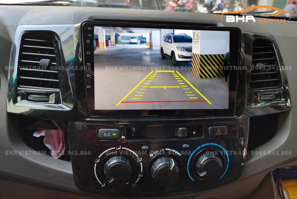 Màn hình DVD Vitech Toyota Hilux 2005 - 2015 tích hợp camera lùi