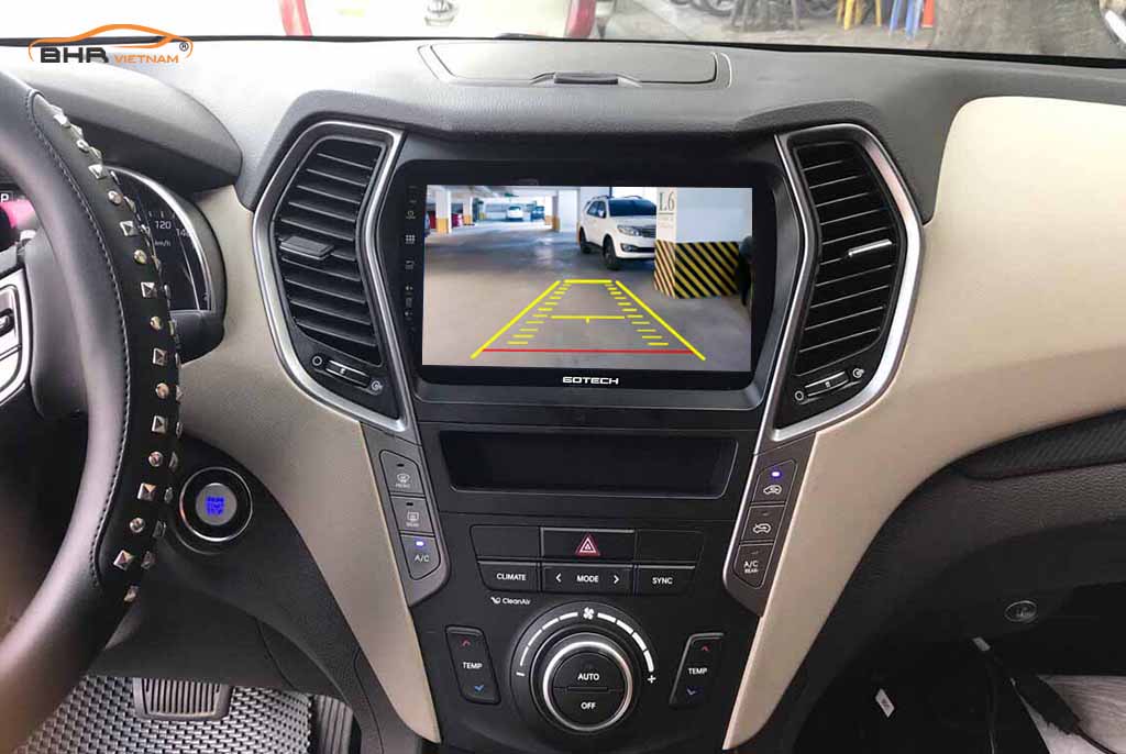 Gotech GT10 Pro Hyundai Santafe 2012 - 2018 tích hợp camera lùi