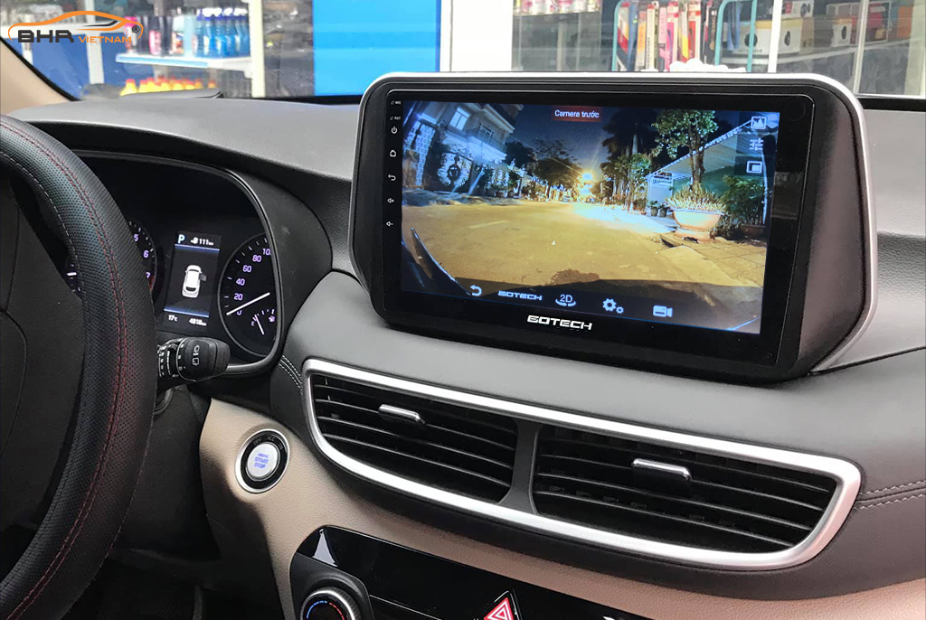 Hình ảnh quan sát phía trước màn hình DVD liền camera 360 Gotech GT360 Plus Plus Hyundai Tucson 2019 - nay