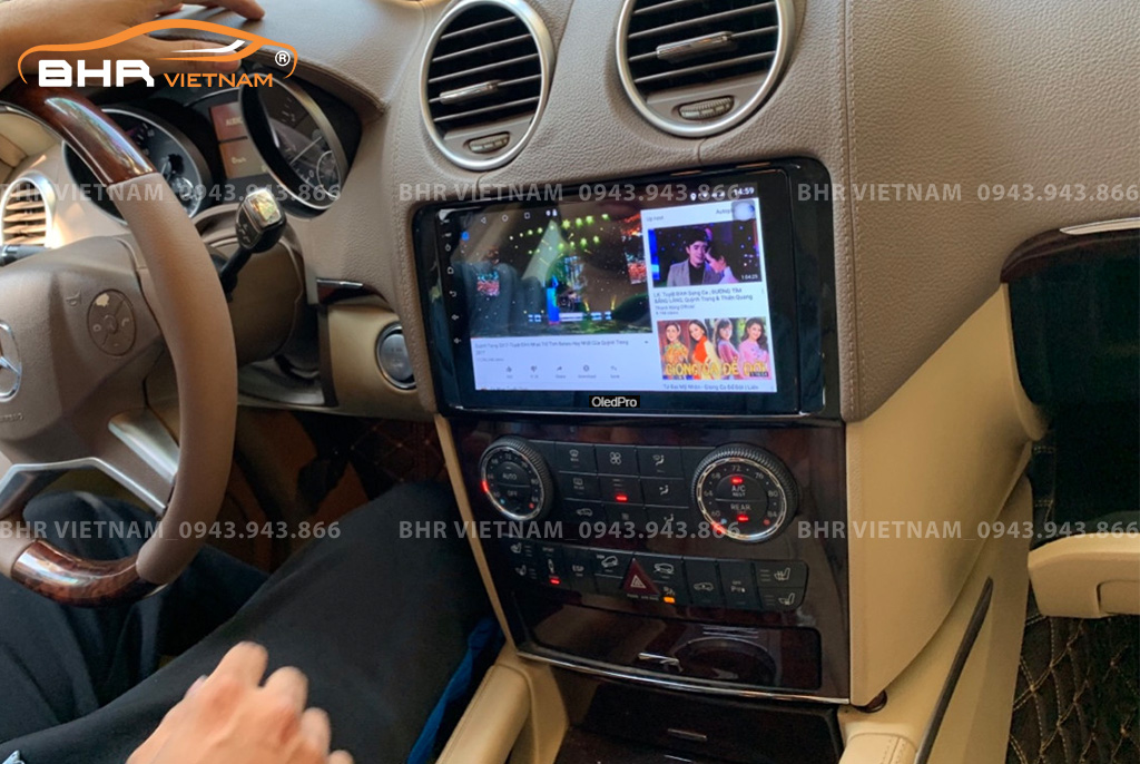 Giải trí Youtube, xem phim sống động trên màn hình DVD Oled Pro X5S Mercedes GL 2006 - 2013
