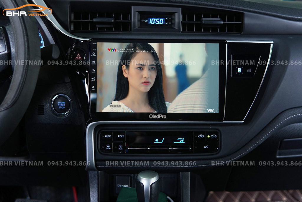 Giải trí Youtube, xem phim sống động trên màn hình DVD Oled Pro X5S Toyota Altis 2020 - nay