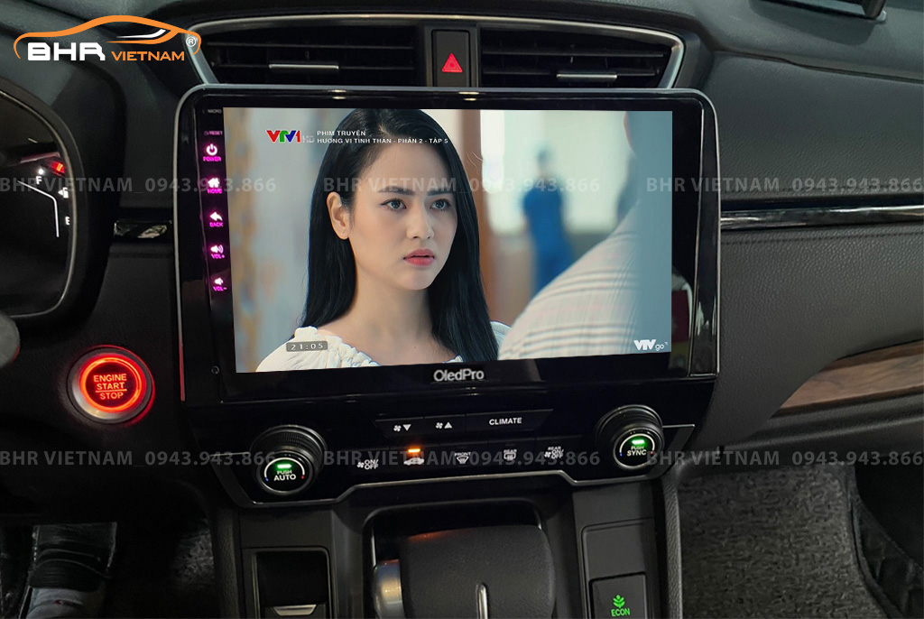 Giải trí Youtube, xem phim sống động trên màn hình DVD Oled Pro X8S Honda CRV 2018 - nay