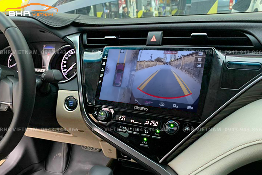 Hình ảnh quan sát camera trước màn hình DVD Oled Pro X8S Toyota Camry 2019 - nay