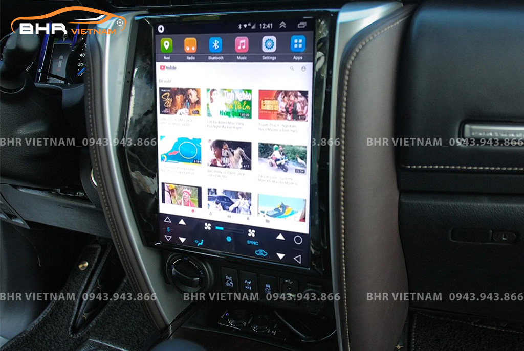 Giải trí Youtube, xem phim sống động trên màn hình DVD Tesla Toyota Fortuner 2017 - nay