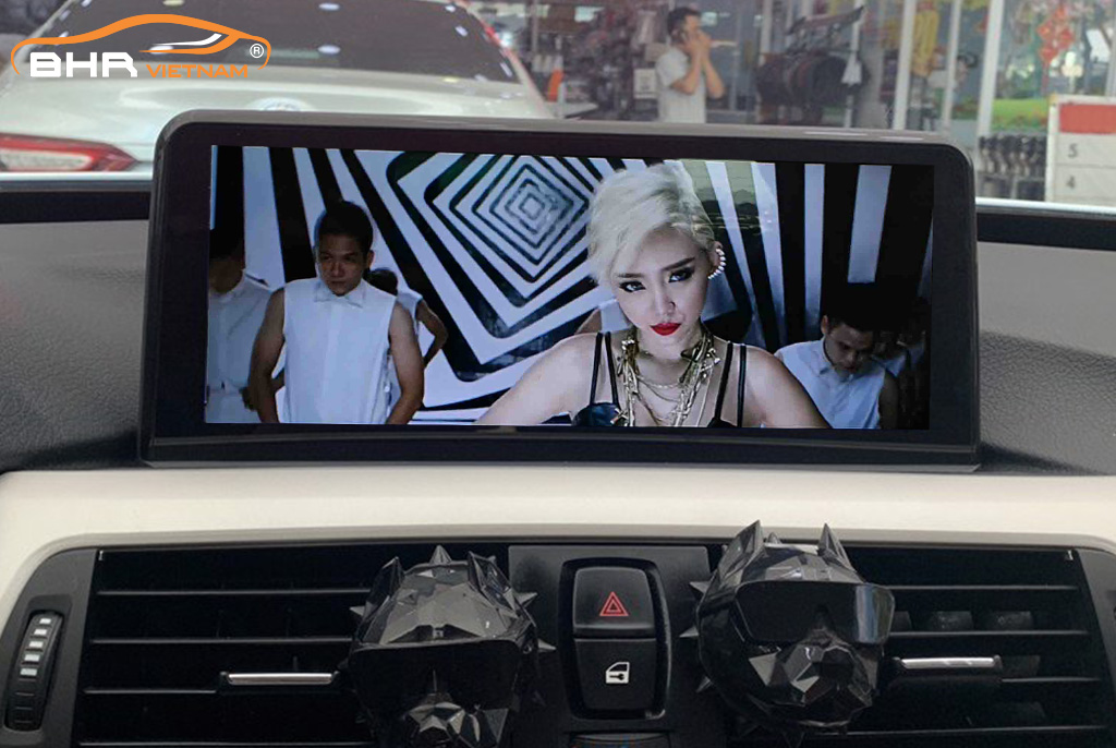 Giải trí Youtube, xem phim sống động trên màn hình DVD Android BMW 320i GT/ 328i GT (F34) 2012 - 2019