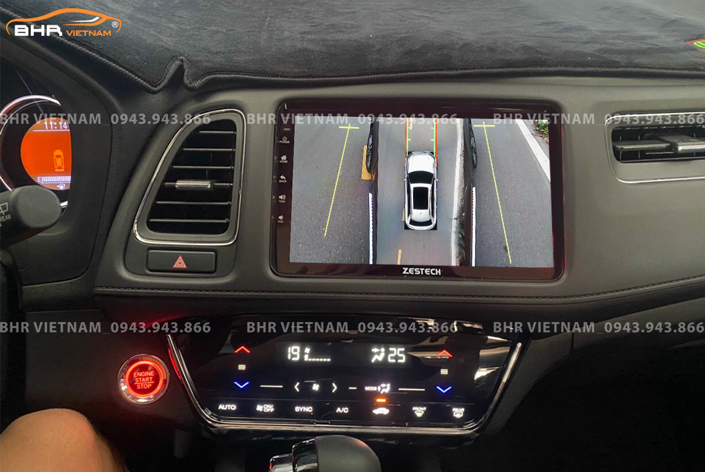 Hình ảnh quan sát từ camera sau Zestech Z800+ Honda HRV 2018 - nay